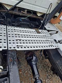 Volvo VNL Left Deck (Catwalk) Step