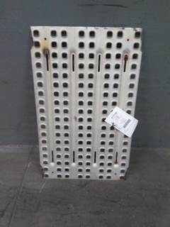 Volvo VNL Deck (Catwalk) Step