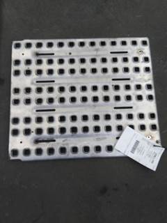 Volvo VNL Left Deck (Catwalk) Step