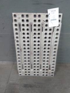 Volvo VNL Deck (Catwalk) Step