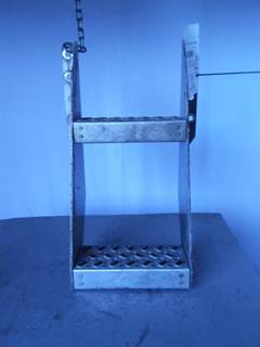 Volvo VNL Left Frame Step