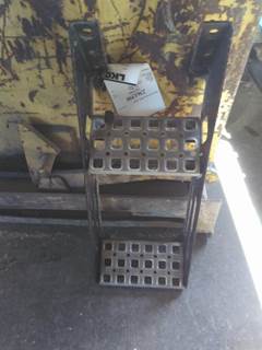 Volvo VNL Frame Step