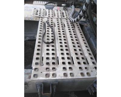 Volvo VNL Frame Step