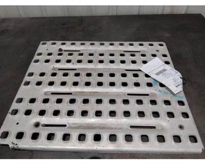 Volvo VNL Left Frame Step