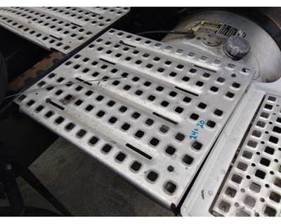 Volvo VNL Right Frame Step