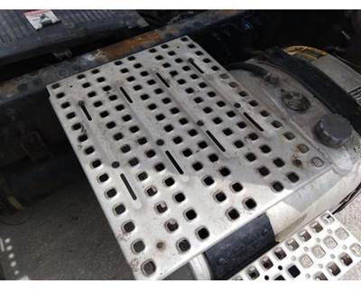 Volvo VNL Right Frame Step