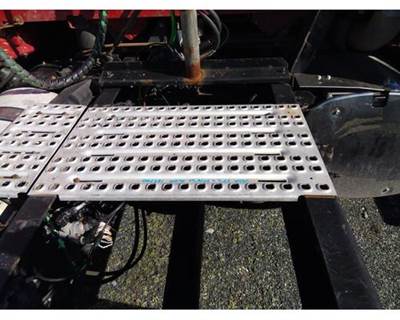 Volvo VNL Frame Step