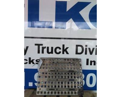 Volvo VNL Left Frame Step