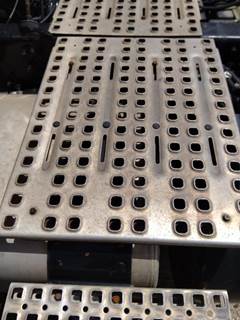 Volvo VNM Deck (Catwalk) Step