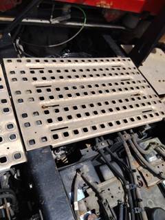 Volvo VNM Deck (Catwalk) Step