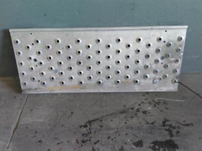 Western Star 5700 Deck (Catwalk) Step