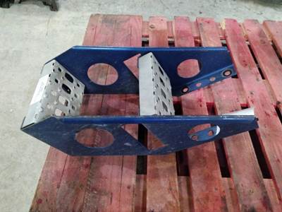 Western Star 5700 Left Frame Step