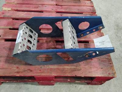 Western Star 5700 Right Frame Step