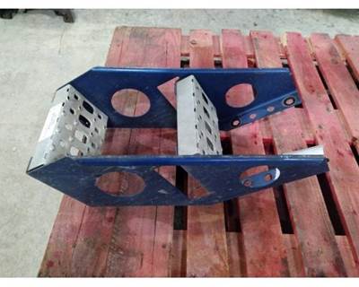 Western Star 5700 Left Frame Step