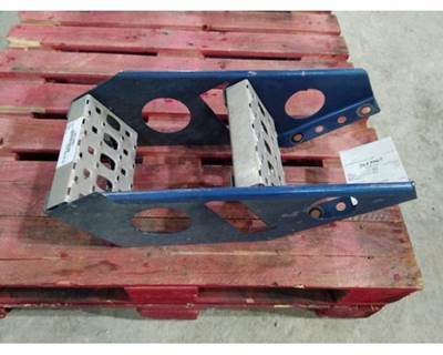 Western Star 5700 Right Frame Step