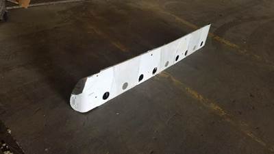 International 4700 Exterior Sun Visor