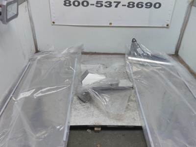 Kenworth T300 Exterior Sun Visor