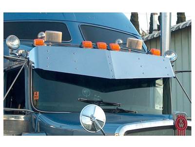 Kenworth Exterior Sun Visor for a Kenworth W900