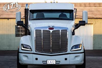 Peterbilt 567 Exterior Sun Visor