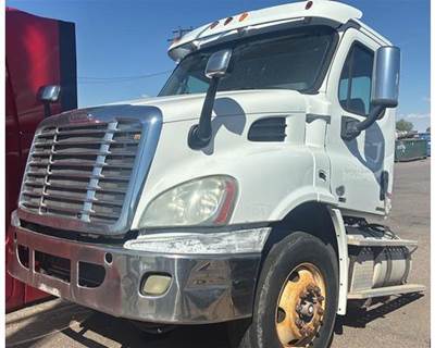 Freightliner Cascadia 113 Sun Visor