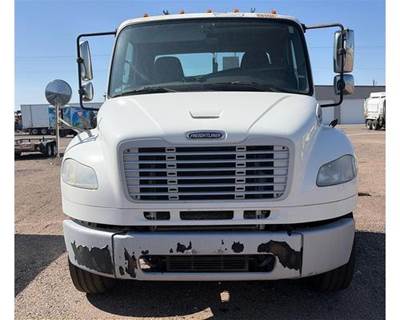 Freightliner M2 106 Sun Visor
