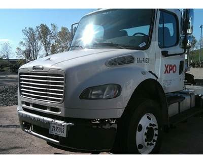 Freightliner M2 106 Sun Visor