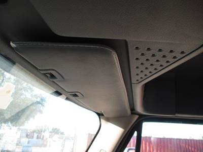 Freightliner Cascadia 113 Right Interior Sun Visor