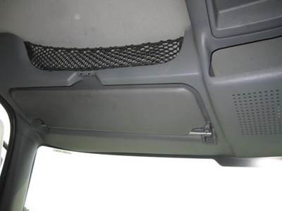 International 4400 Left Interior Sun Visor