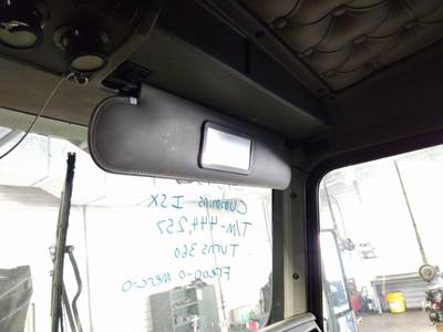 Kenworth T600B Right Interior Sun Visor