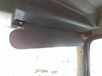 Kenworth T800B Right Interior Sun Visor