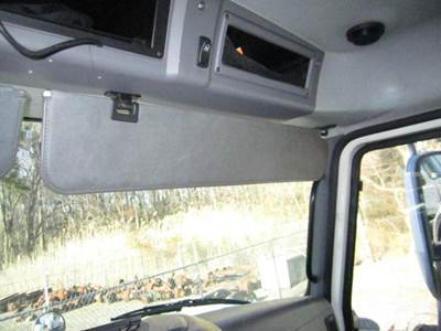 Mack Pinnacle CXP612 Right Interior Sun Visor for a Mack CXP612