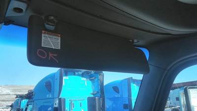 Peterbilt 579 Right Interior Sun Visor