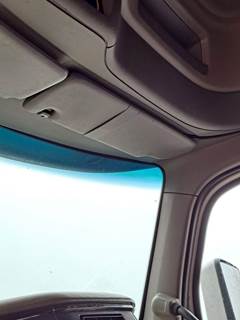 Peterbilt 579 Right Interior Sun Visor