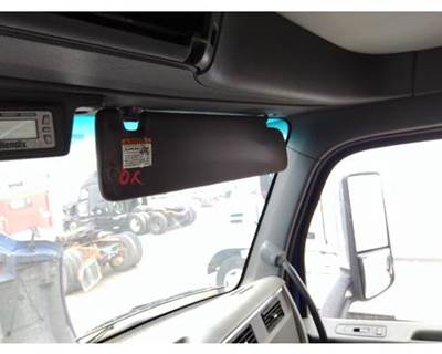 Peterbilt 579 Right Interior Sun Visor