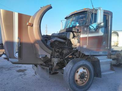 Kenworth T800B Sun Visor