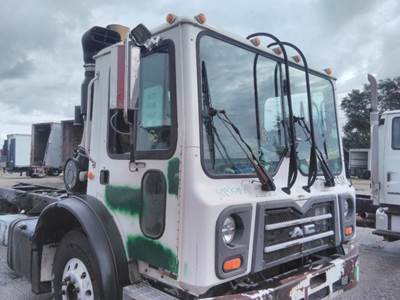 Mack MRU613 Sun Visor