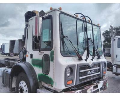 Mack MRU613 Sun Visor