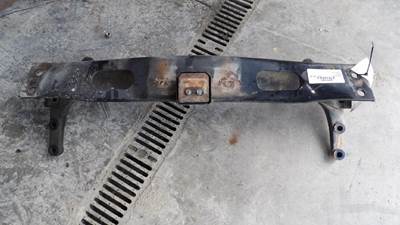 Freightliner Columbia 120 Suspension Crossmember / K-Frame