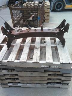 Freightliner FLD120 Suspension Crossmember / K-Frame