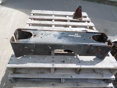 International 9200 Suspension Crossmember / K-Frame