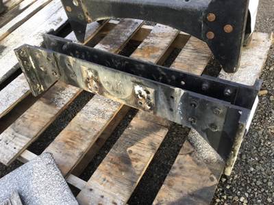 Volvo VNL Suspension Crossmember / K-Frame