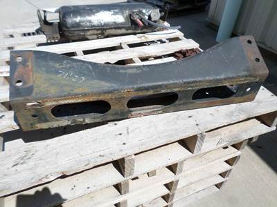 Volvo VNL Suspension Crossmember / K-Frame