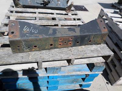 Volvo VNL Suspension Crossmember / K-Frame