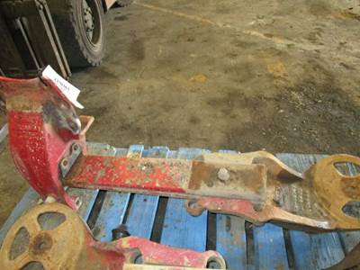 Peterbilt Left Suspension Parts for a Peterbilt ALL