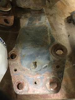 STEERING ARM
OFF FRONT DRIVE AXLE - ROCKWELL
4 BOLT
 