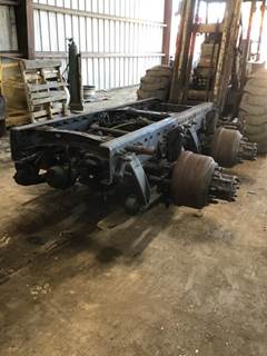 Freightliner FAS II AIRLINER LATE TANDEM Suspension