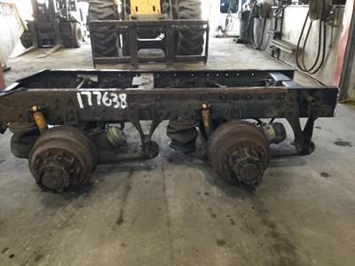 International CORPORATE 2 SPRING TANDEM Suspension