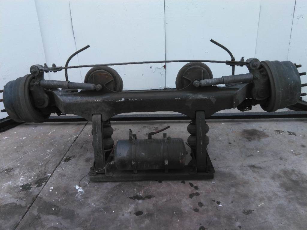 2019 Hendrickson STEER Tag / Pusher Axle for a Freightliner CASCADIA