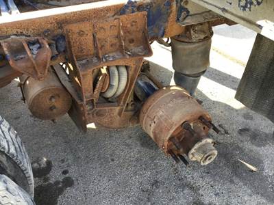 Watson & Chalin NON-STEER Tag / Pusher Axle