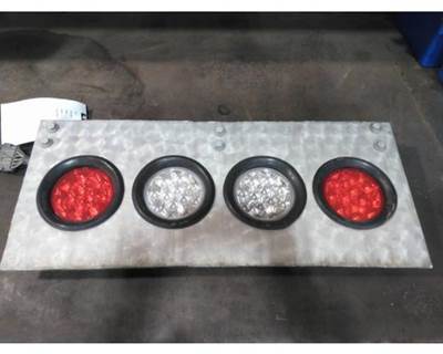 Kenworth T800B Tail Light